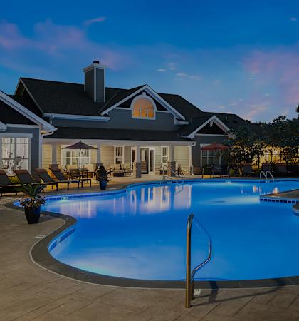 Carrington at Shoal Creek - Resort-style pool