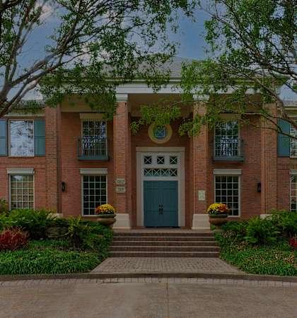 The Vineyards clubhouse entrance