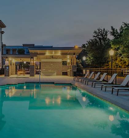 Centre Pointe Apartments resort-style pool and surrounding sundeck
