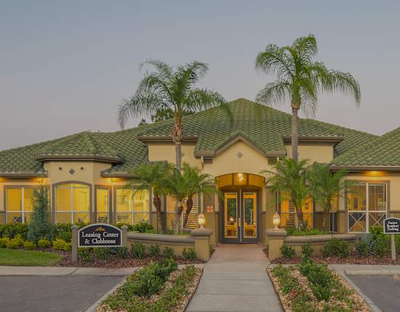 Park Del Mar Apartments clubhouse exterior