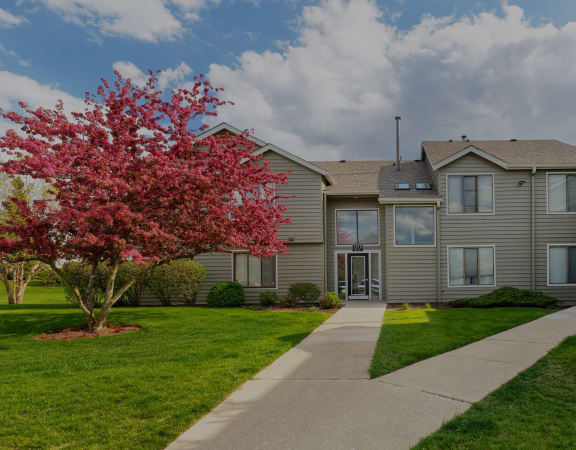Home - Covey at Fox Valley apartments in Aurora, IL near Naperville