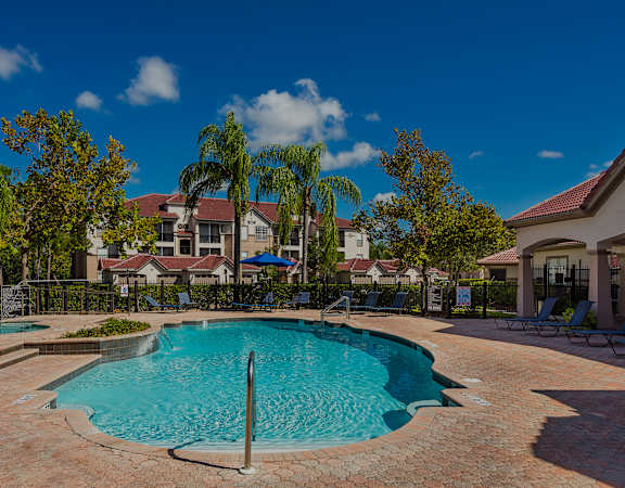 Egret's Landing - Resort-style pool and spa