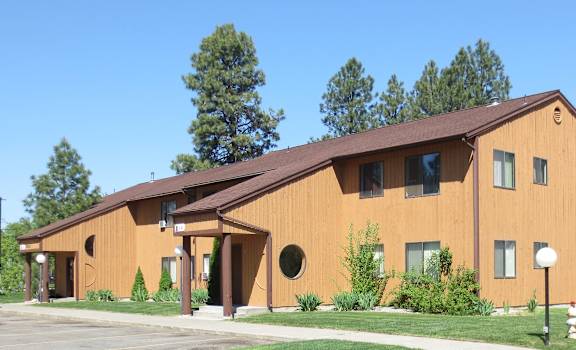 Image of the building and the parking space
