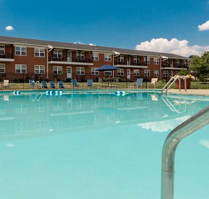This is a photo of the swimming pool at Lake of the Woods Apartments in Cincinnati, OH.