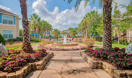 A Courtyard at Villas at Bon Secour Apartments, Alabama, 36542