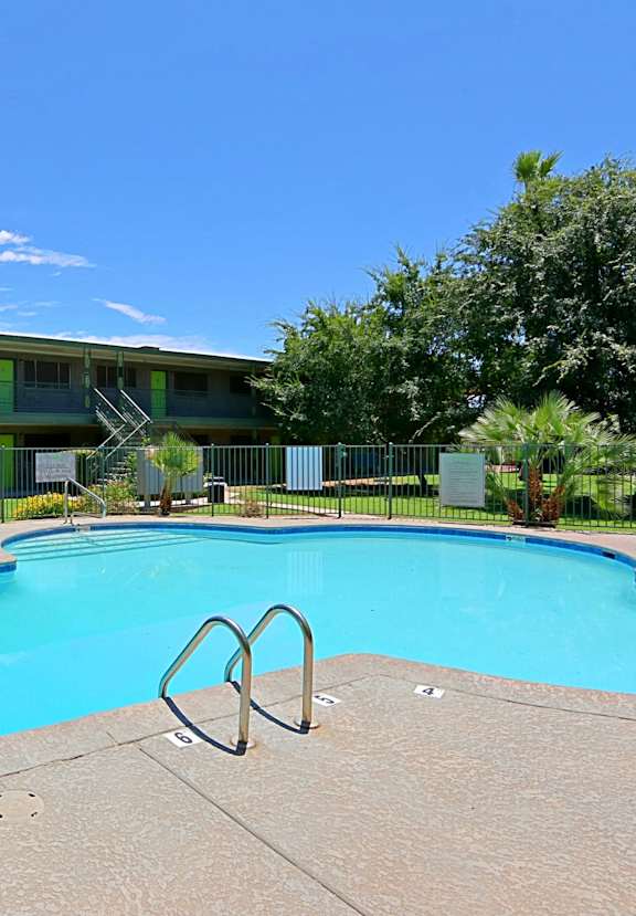 COMMUNITY AMENITIES