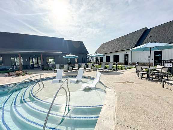 swimming pool at The BLVD at Wilson Crossings, Wyoming, MI