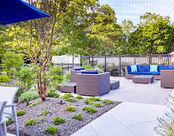 Hill House at Chestnut Hill - Resident social areas