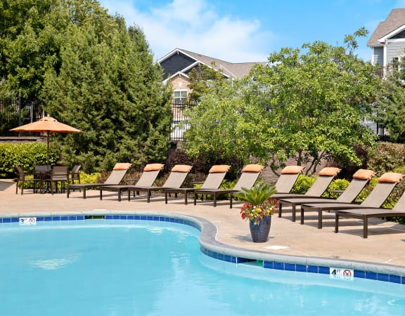 Carrington at Shoal Creek - Resort-style pool with sundeck 