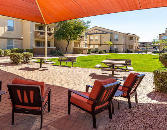 Covered picnic area - Arrowhead Landing Apartments