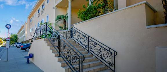 Apartment Building in Santa Monica