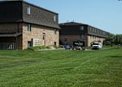Thumbnail 3 of 17 - Green Lawns at Park Place Apartments, Coralville, 52241