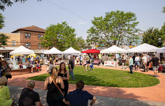 Farmer's Market at Meadows Apartments, Pennsylvania, 18049