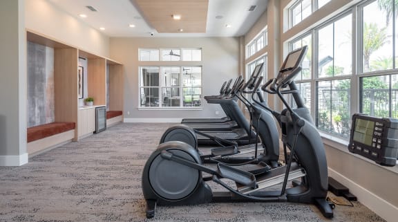 the gym at the preserve apartments
