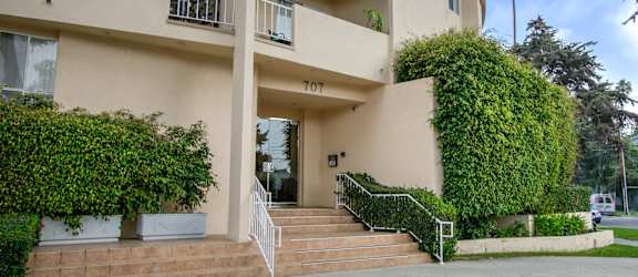 Apartment Building in Santa Monica