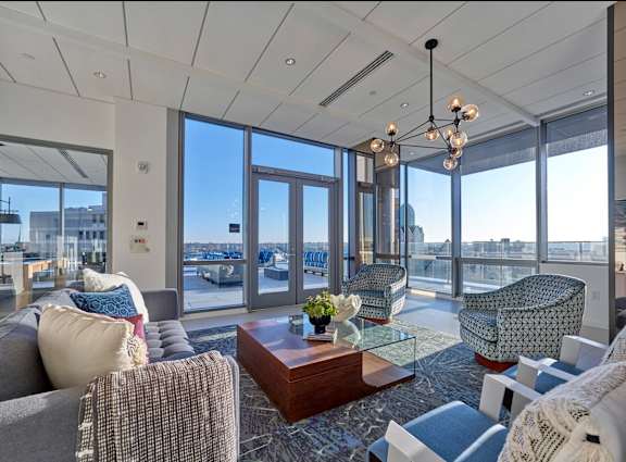 resident lounge