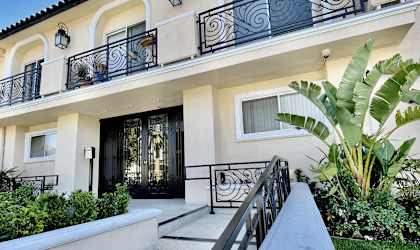 Apartment Building in Encino