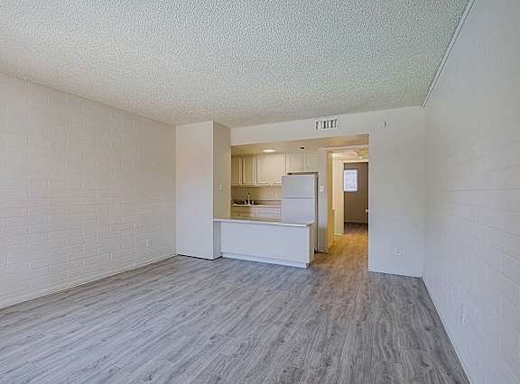 Spacious Room with Kitchen View at Ambassador West Apartments, Arizona, 85003