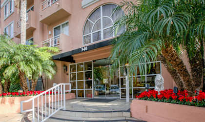 Apartment Building in Los Angeles