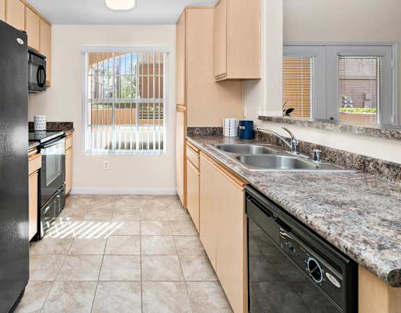 Antelope Ridge Apartments chefs kitchen