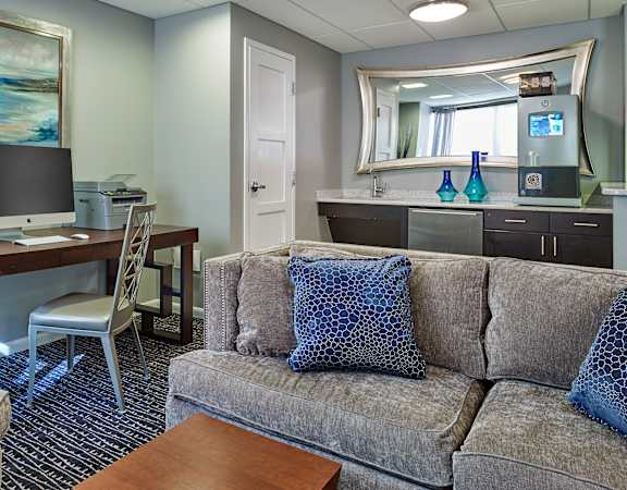 Hill House at Chestnut Hill - Comfortable living rooms