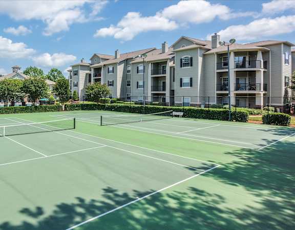 Cheswyck at Ballantyne Apartments lighted tennis courts