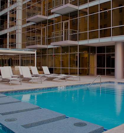 Main 3 Downtown - Resort-style pool