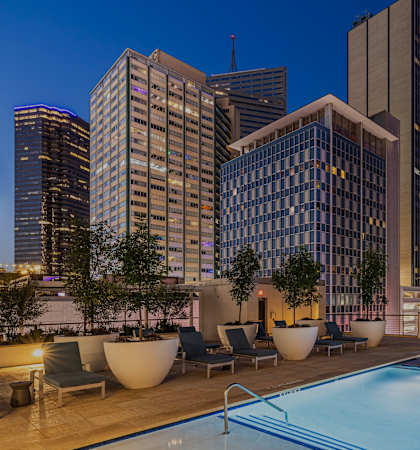 Rooftop pool at Main 3 Downtown