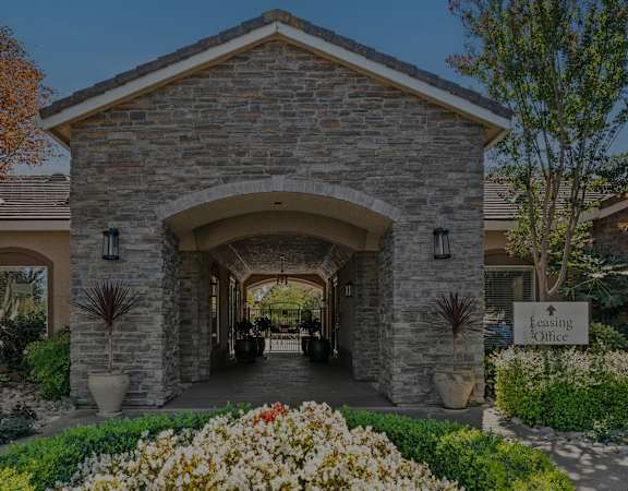 Mountain Shadows Apartments main entryway