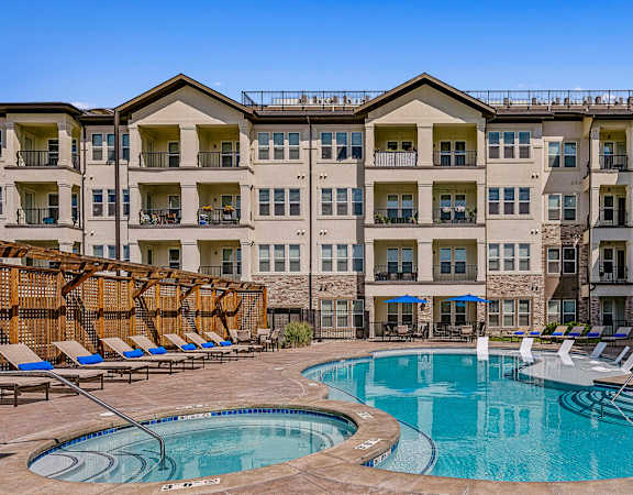 Resort-style pool with Baja deck and heated spa - The Rise at 2534