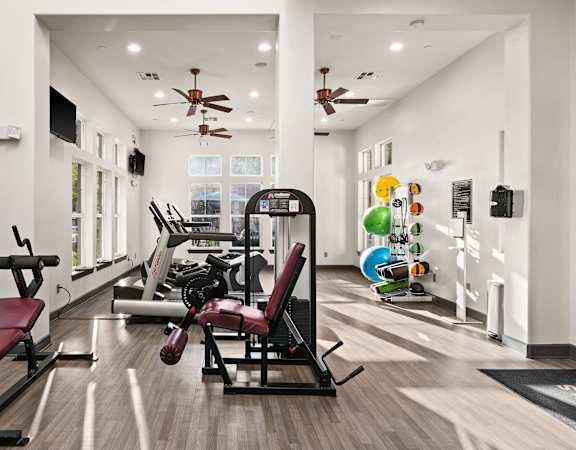 State-of-the-art fitness center - Foothills at Old Town Apartments