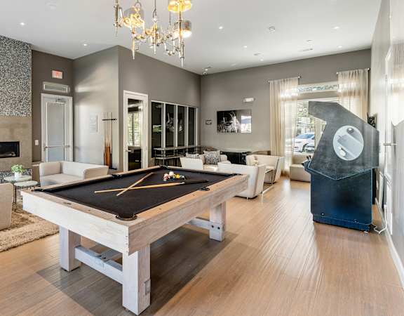 Game room - Everlee