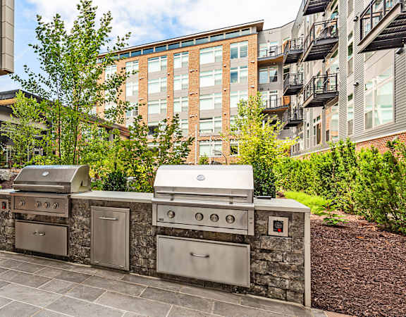 Outdoor grilling station - Brentford at the Mile