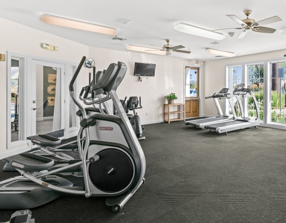 Barton Vineyard Apartments - 24-hour fitness center