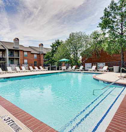 Invigorating Swimming Poolat Copper Hill, Bedford, 76021