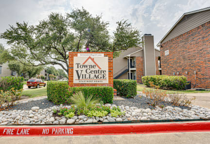 Property Signage at Towne Centre Village, Mesquite, TX