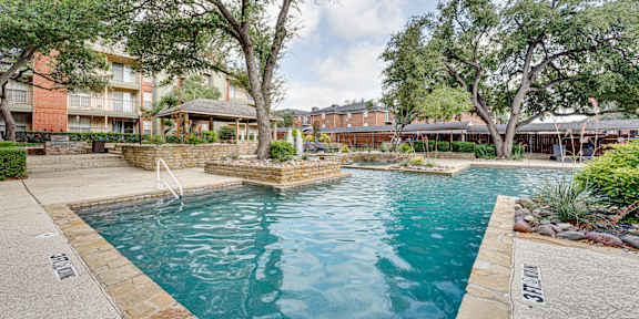 Swimming pool at Hunters Hill, Dallas, TX