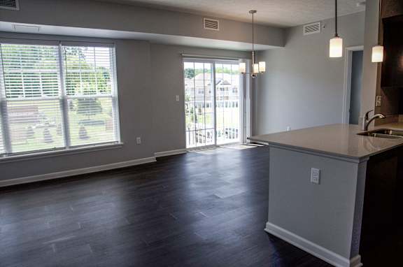NEW CONSTRUCTION: 200 a& 300 Glenmose Road