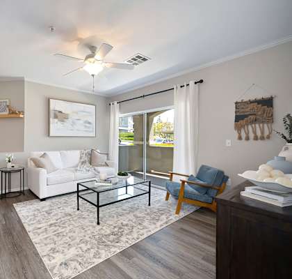 Large Living Area at Eagle Glen Apartments, Murrieta