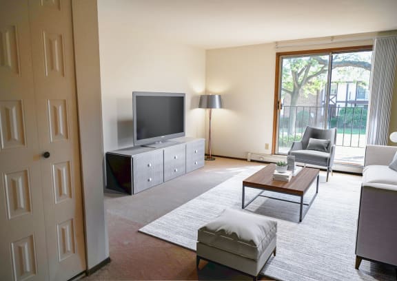 Pool With Clubhouse View at Poplar Creek Apartments, Brookfield, 53045