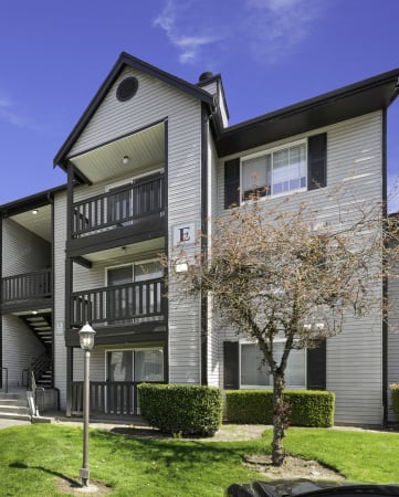 Apartments in Lynnwood, WA | Serra Vista Apartment Homes