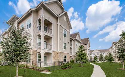 the preserve at ballantyne commons community building