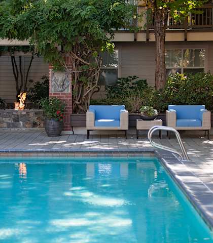 Swimming Pool at Lionsgate South, Hillsboro