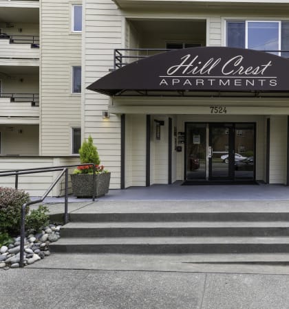a picture of the hill crest apartments entrance at Hill Crest Apartment Homes, Washington