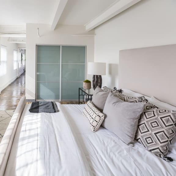Penthouse Bedroom at San Fernando Building, Los Angeles, CA
