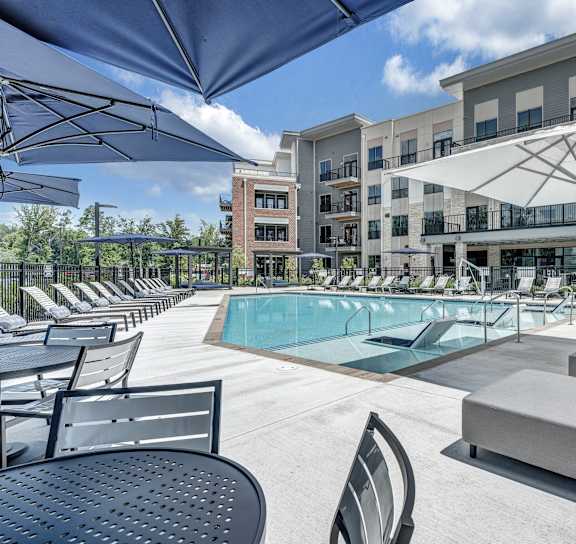 Pool at Luxe 360 on Centerpointe Apartments, Midlothian, VA
