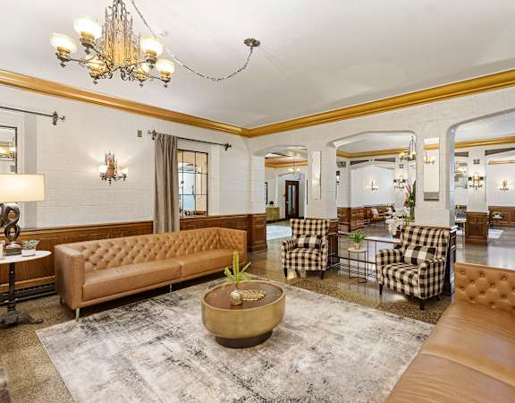 a look at the living room of our apartment at rittenhouse square apartments in philadelphia