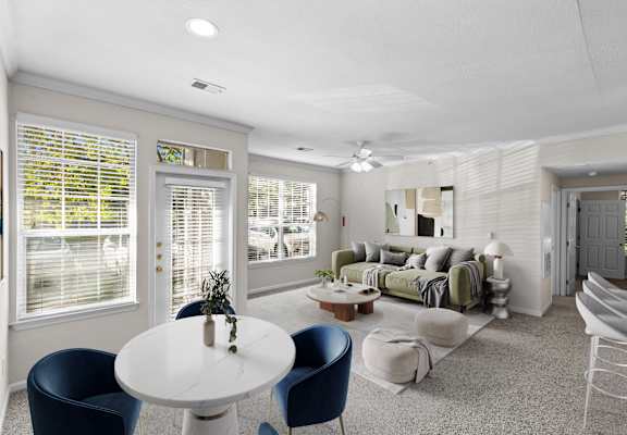 Dining And Living Area at Crowne Chase Apartment Homes, Overland Park, KS