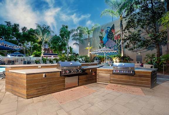 BBQ area at Vera Cortez Hill, California