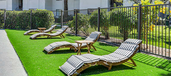 Poolside Loungers at Solara, Arizona